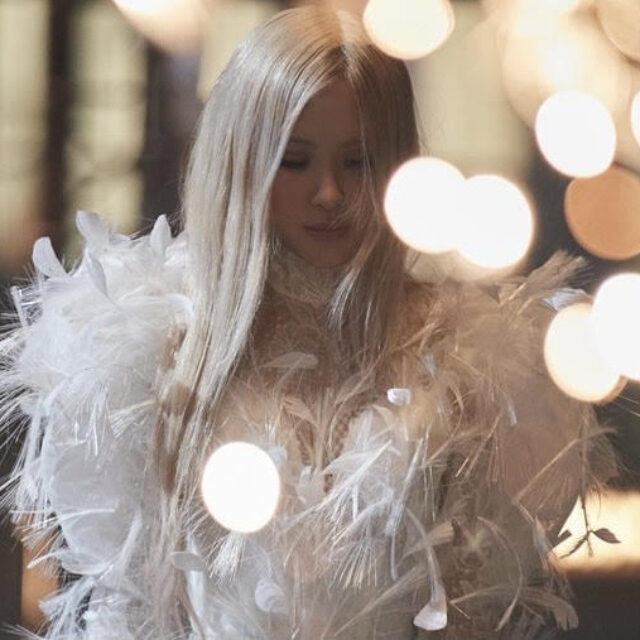 Rosé, The “Pride of BLACKPINK”, stuns on Fallon with record-breaking solo debut. [WATCH]