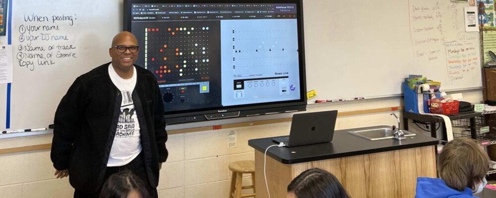 Detroit Techno 101 Teaches Students STEM Skills through Making Beats