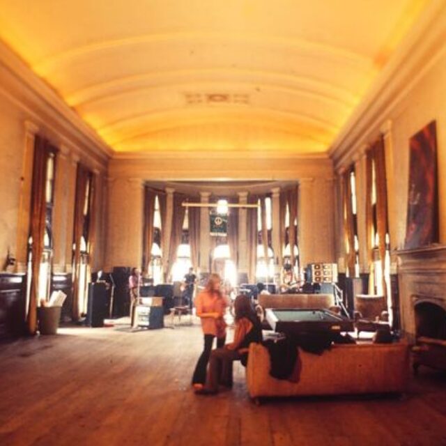 GarWood Mansion – A 60’s Counterculture Hub and Musical Refuge